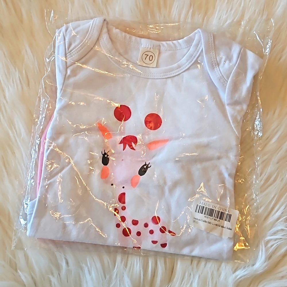 Giraffe Infant Onesie✨️